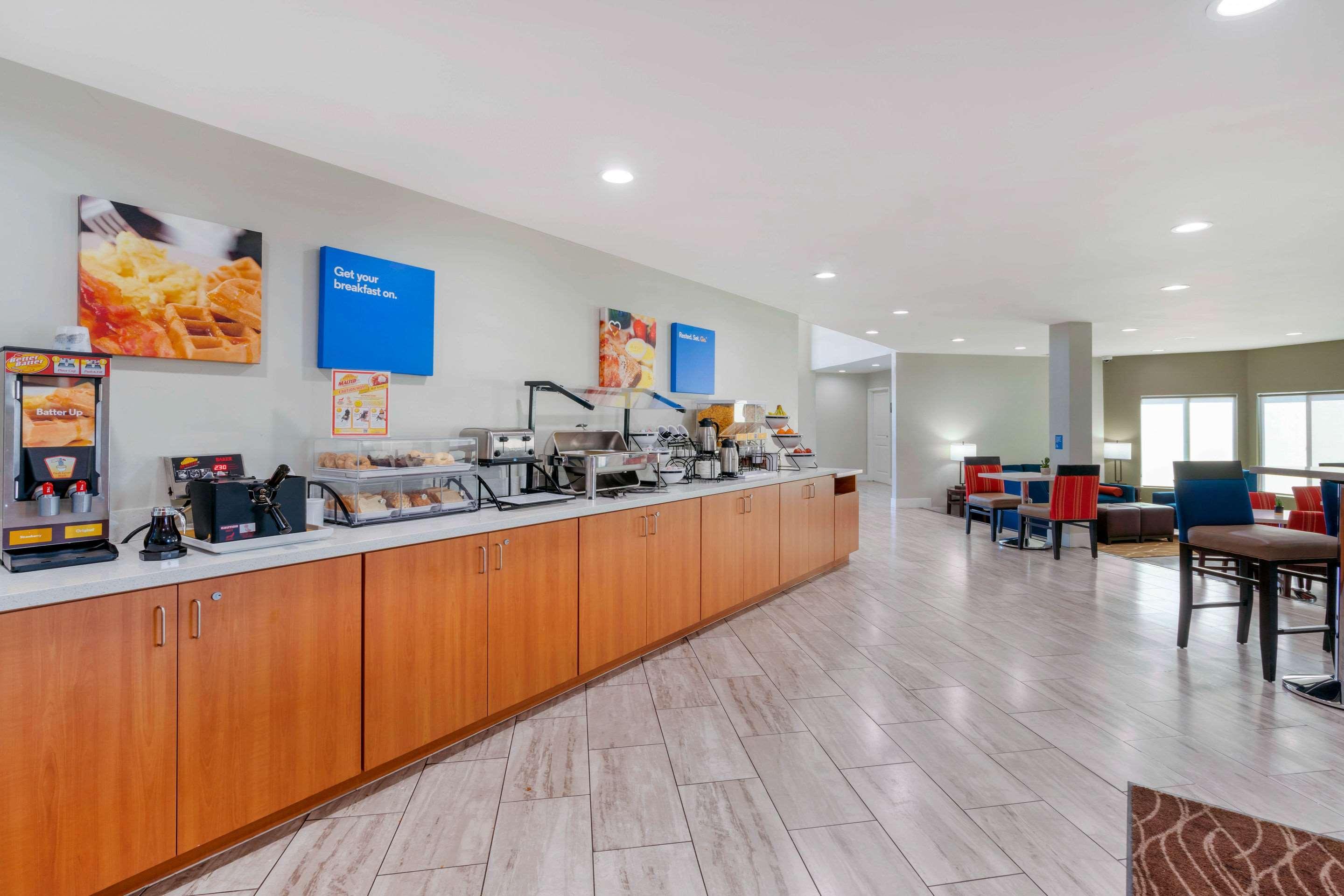 Comfort Inn Антиох Екстериор снимка